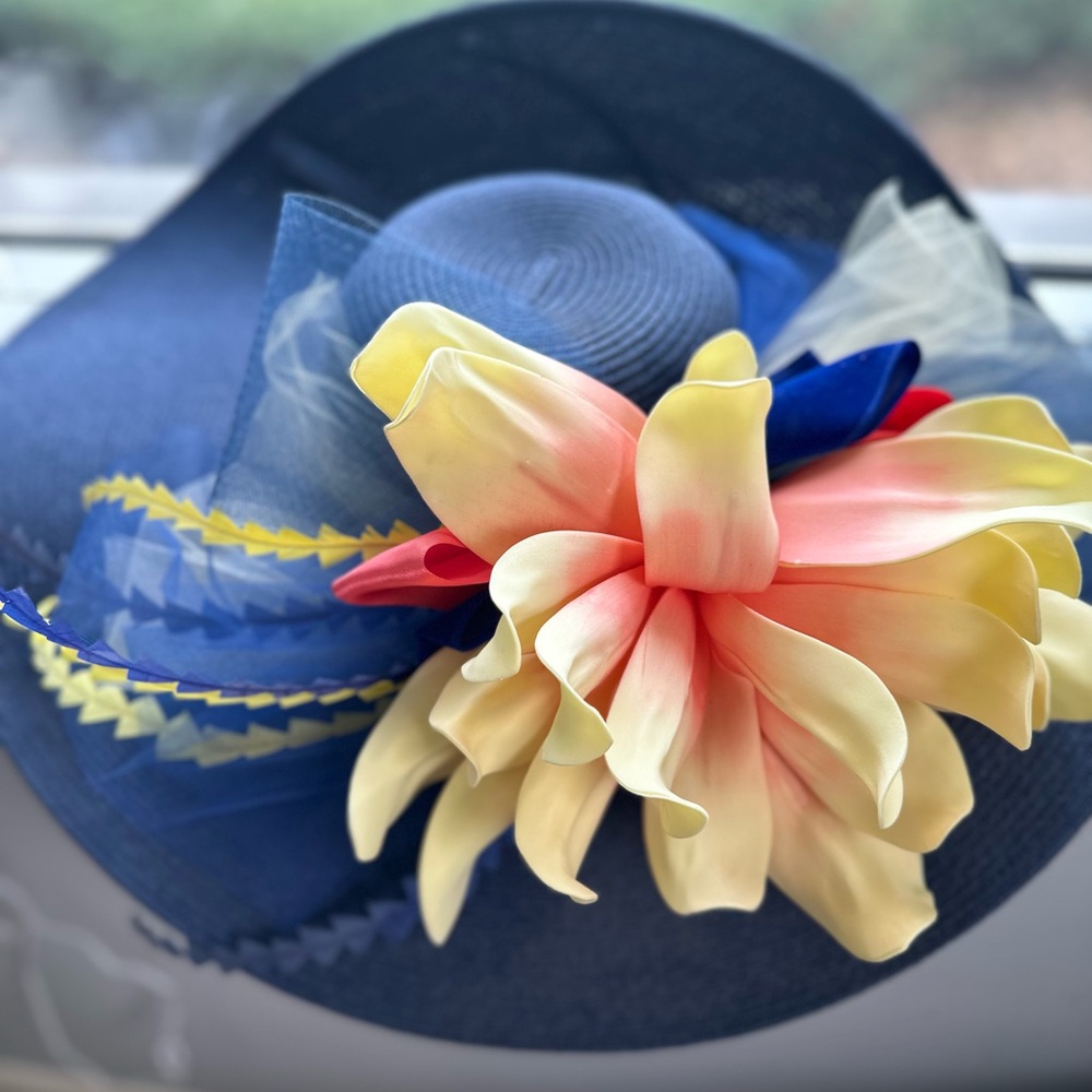 Large hat